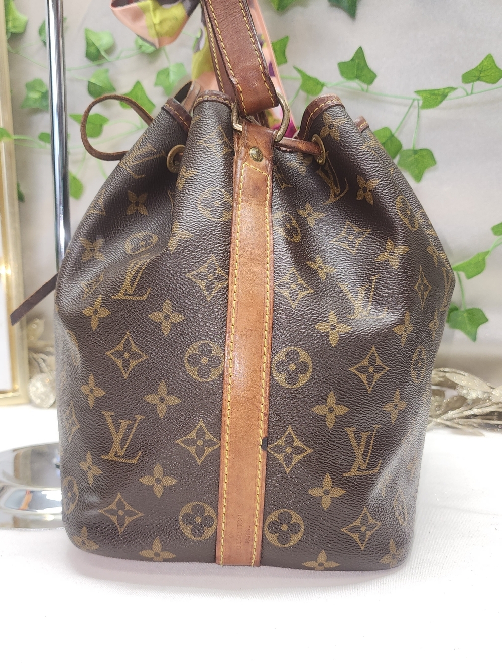 Authentic Louis VuittonMonogram Petit Noe With COA and Dust Bag - Picture 6 of 17